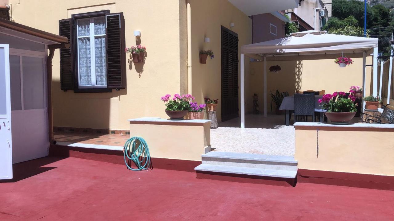 Вилла Josh'S House Монделло Экстерьер фото